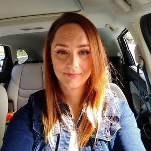 Meet your Posher, Vanessa